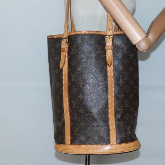 LOUIS VUITTON Monogram Bucket GM Shoulder Bag M42236 LV Auth 132841 - Picture 14 of 16